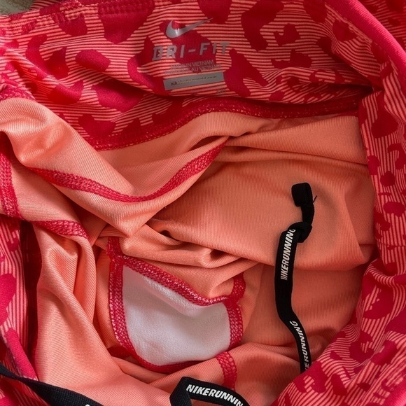 Nike Dri-Fit Cropped Legging - Picture 6 of 7